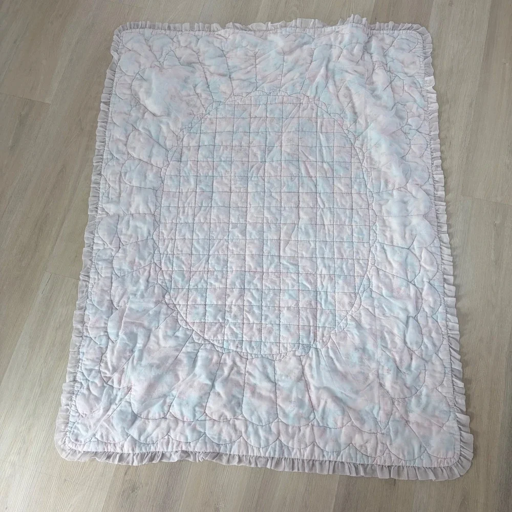 Vintage sheer Quilted Baby Blanket Pastel‎ Floral Hot Air Balloon Ruffle 52x41